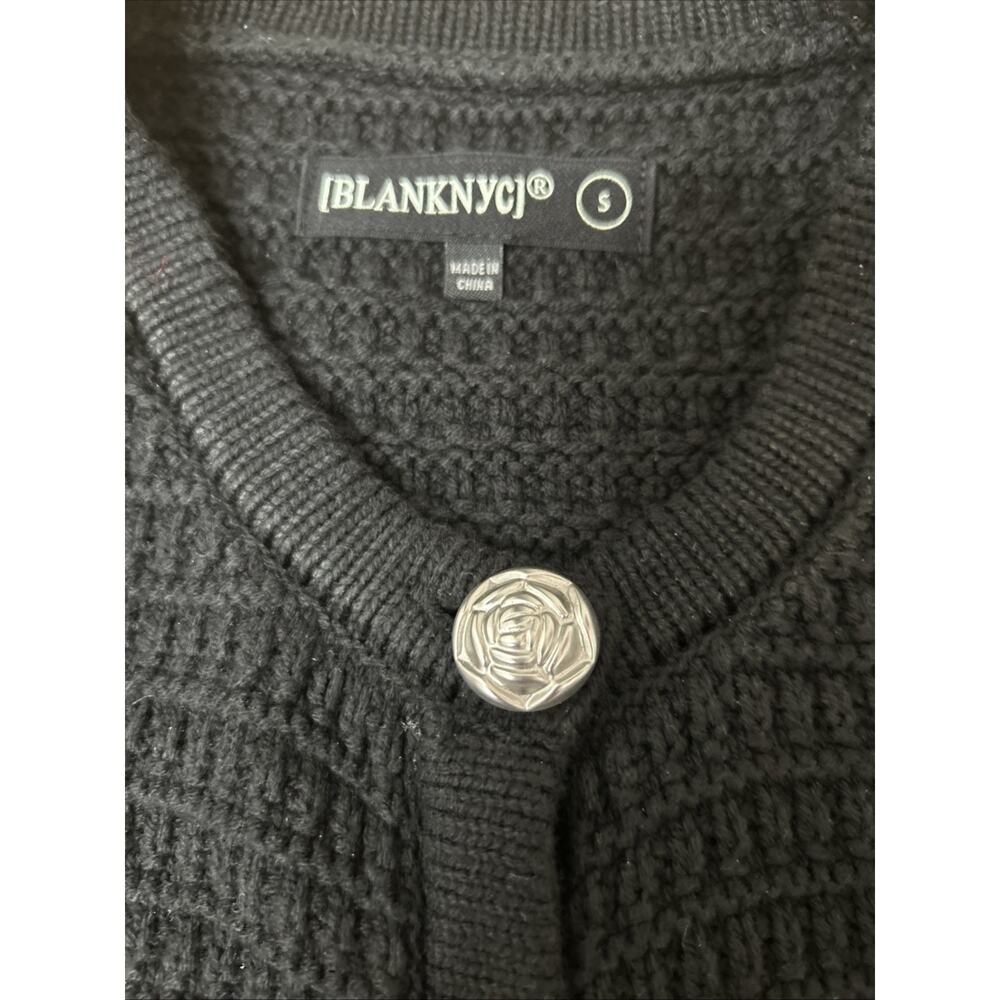 BLANKNYC Black Textured Knit Vest w/Silver Rose Buttons Chic Minimalist Sz S - Picture 5 of 6